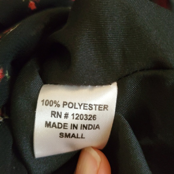 Beautiful blouse - Picture 6 of 6